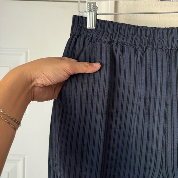 NWT MARINE LAYER blue tencel striped pull on straight leg tulip cropped pants - Picture 4 of 7